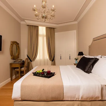 Mansion Luxury 4*